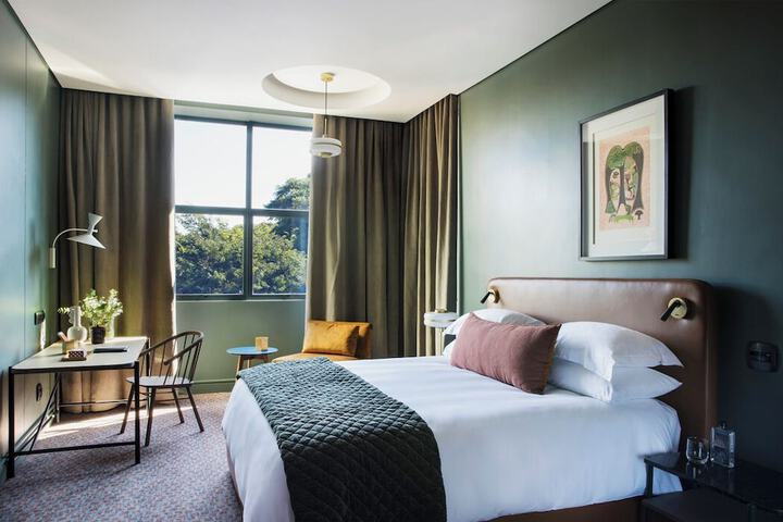 Room 20 of 77