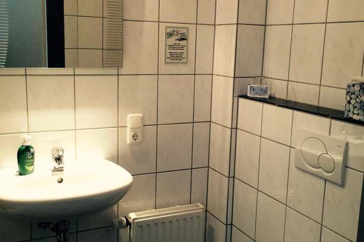 Room 18 of 40