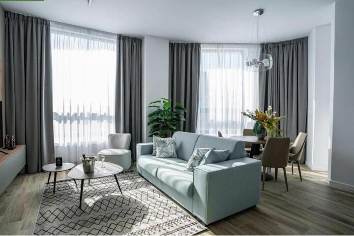 Novos Luxury Suites