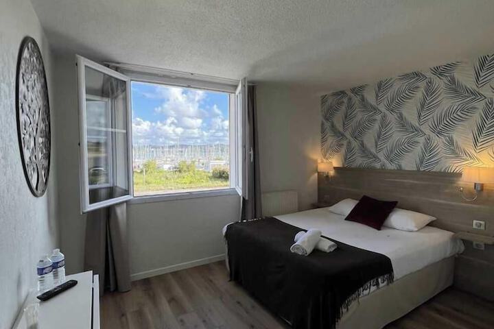 Room 21 of 62