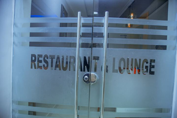Dining 47 of 66