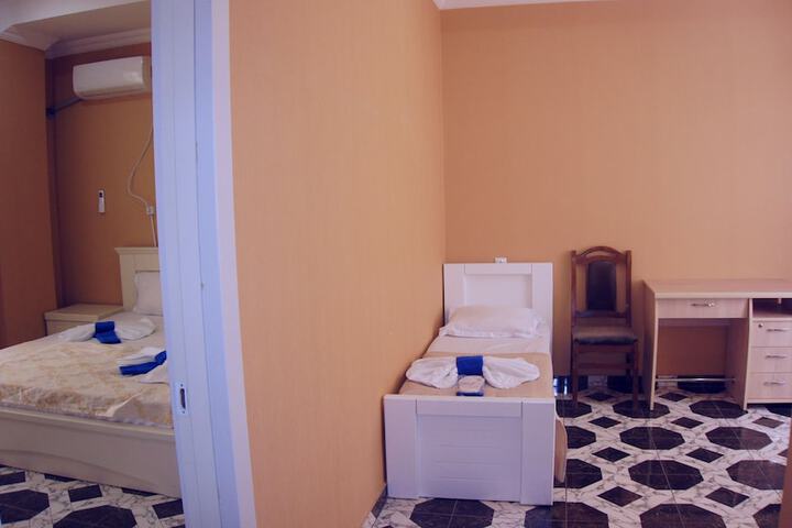 Room 27 of 50