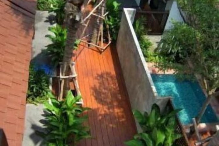 Pool 39 of 54