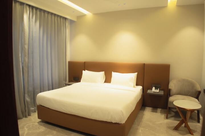 Room 13 of 47