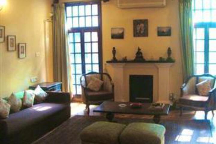 Room 3 of 5