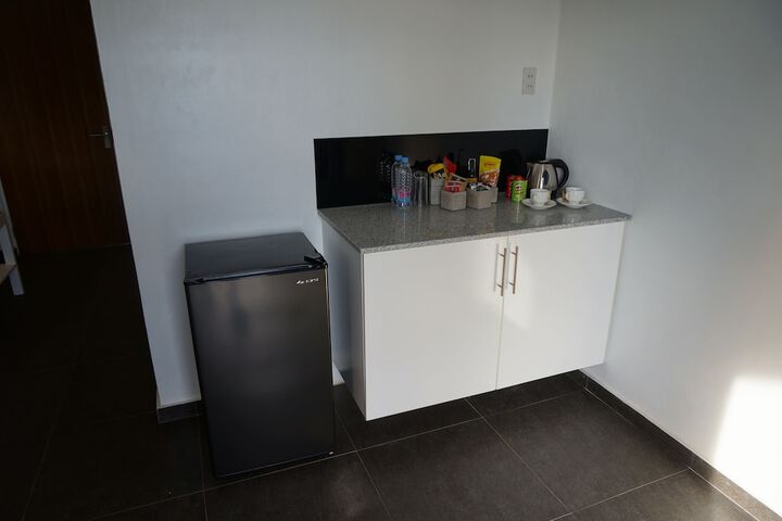 Room 8 of 32