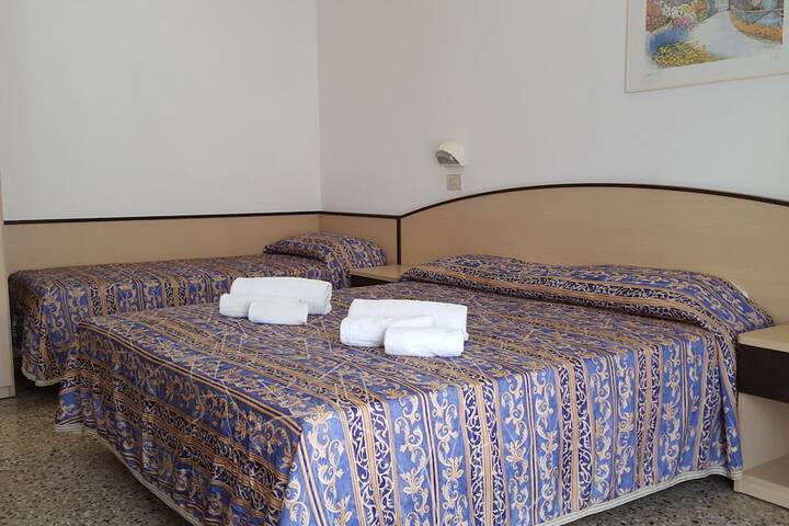 Room 5 of 57