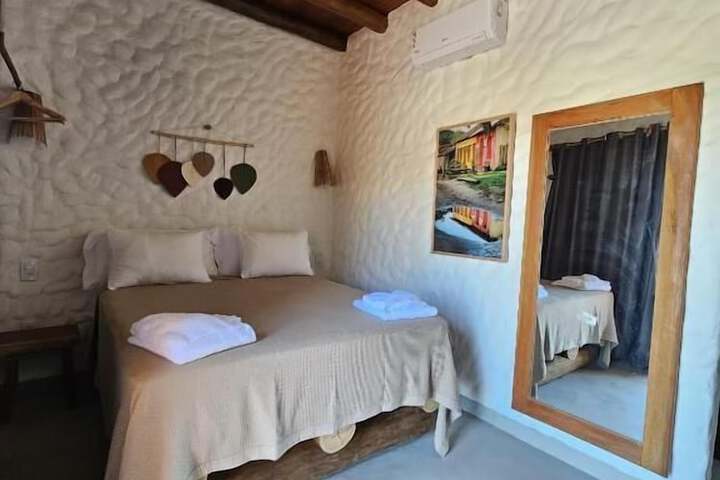 Room 2 of 11