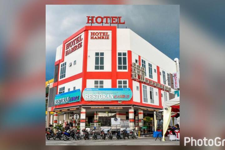 Hamriz Hotel by OYO Rooms