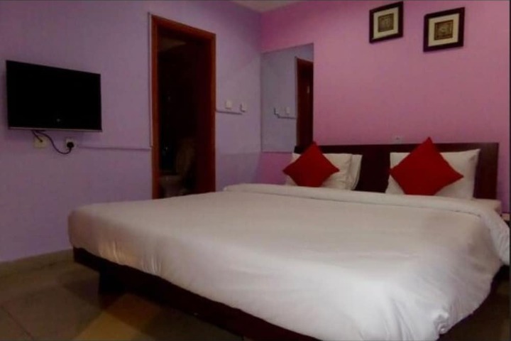 AES Luxury Apartments