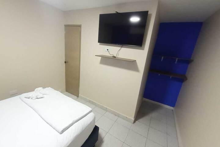 Room 9 of 22