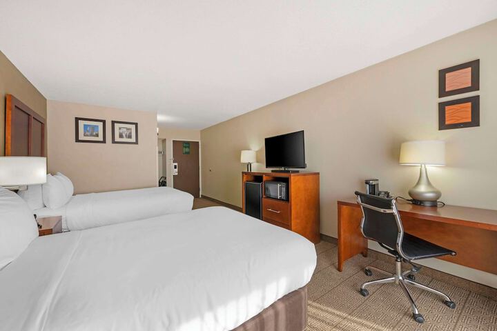 Double Accessible King Size Bed (5 of 7)