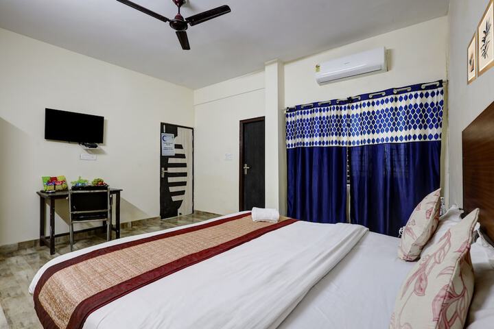 Room 15 of 29