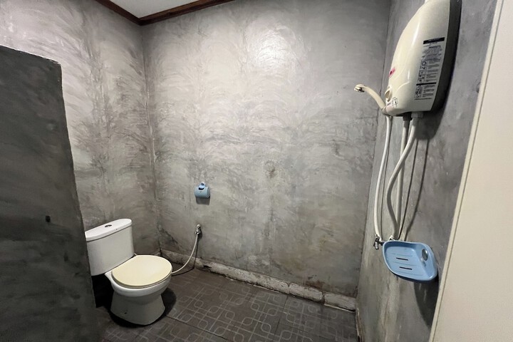 Room 52 of 87