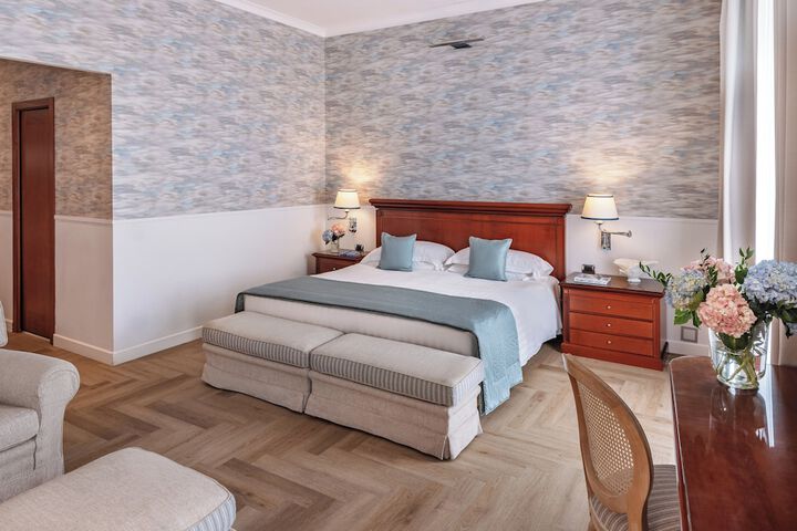 Room 46 of 92