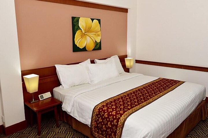 Room 5 of 22