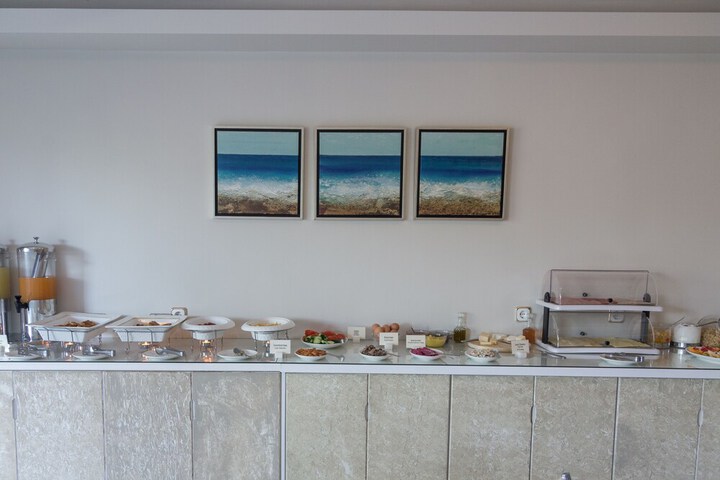 Dining 100 of 123