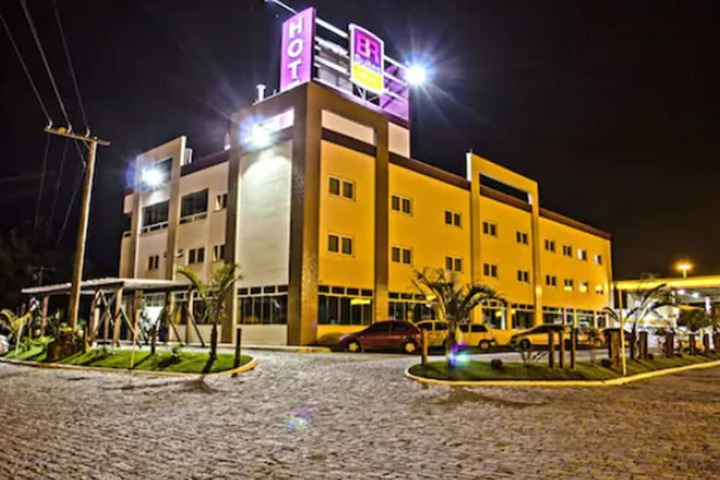 Exterior of BR Suítes Hotel