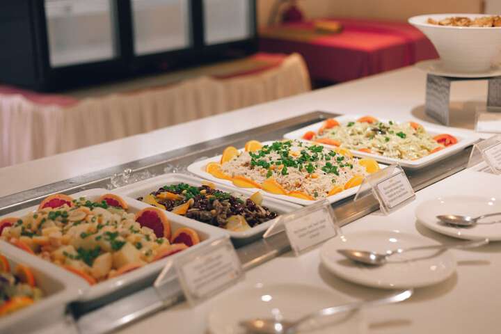 Dining 46 of 71
