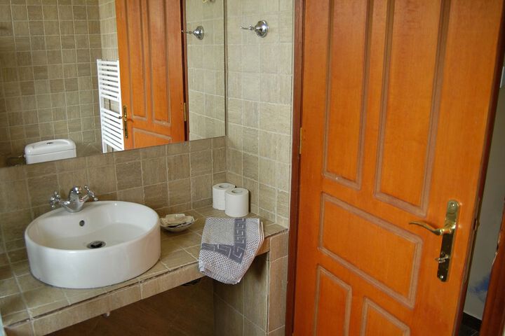 Room 17 of 26