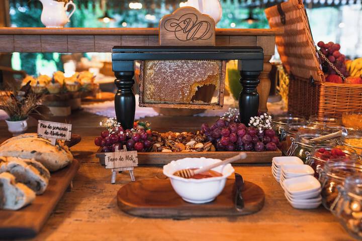 Breakfast/Coffee Service 81 of 110