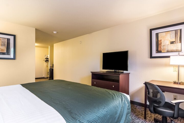 Room 12 of 46