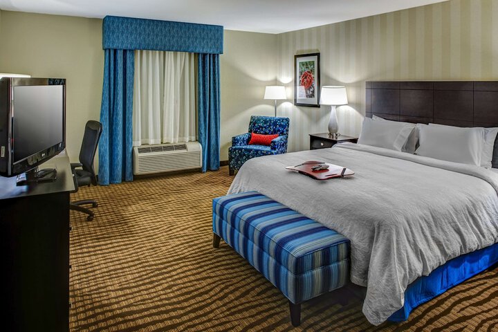 Room 14 of 32