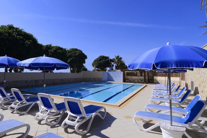 Pool Hotel