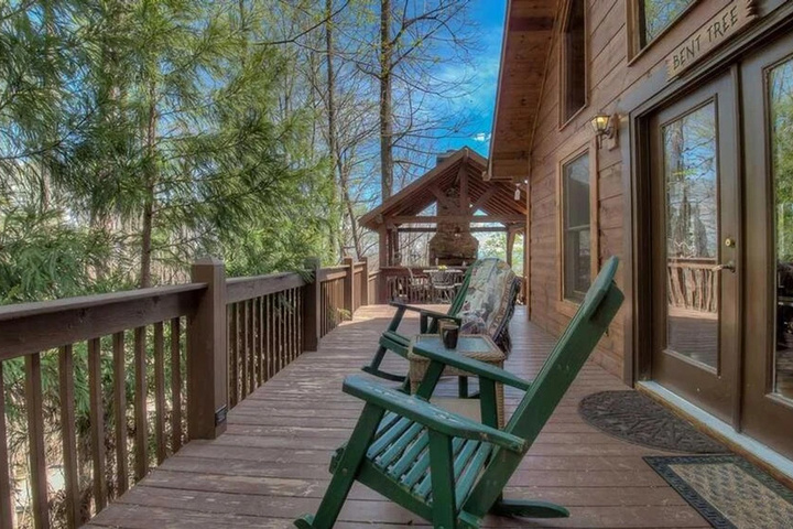 Terrace/Patio 6 of 16