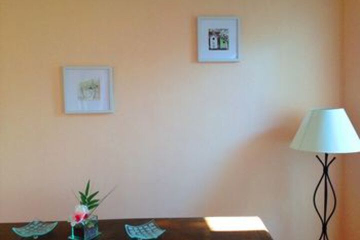 Room 100 of 234
