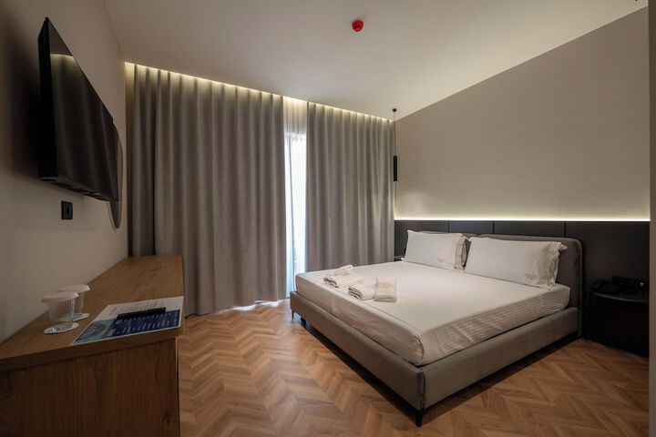 Room 11 of 117