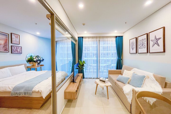 Room 28 of 299