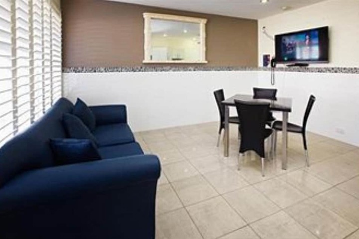 Room 15 of 22