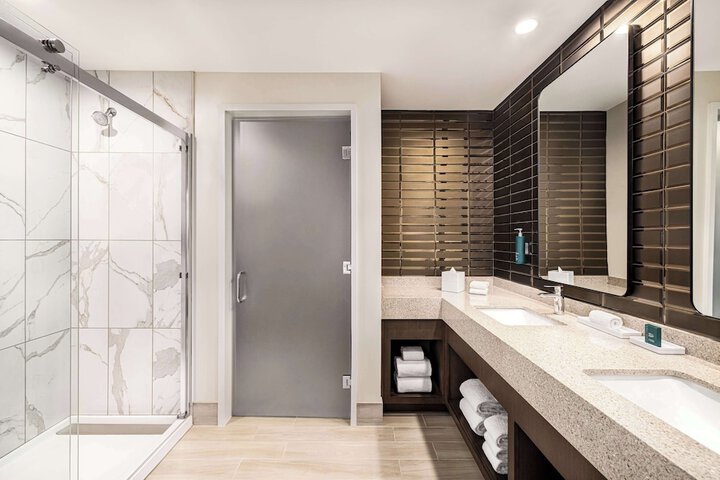 Bathroom shower
