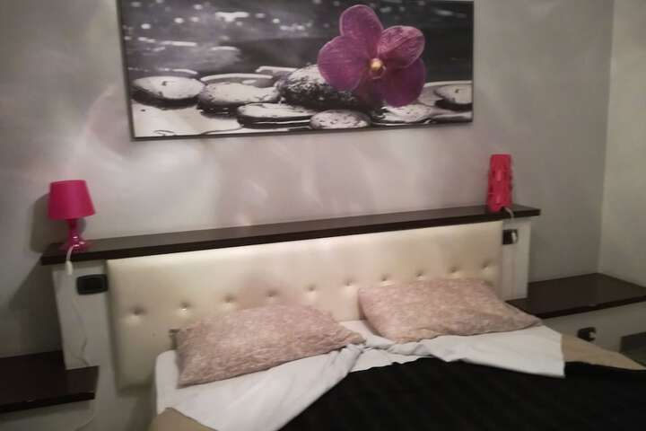 Room 3 of 15