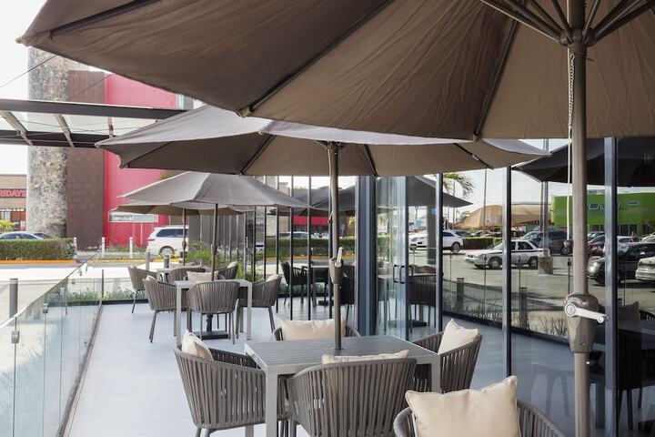 Terrace/Patio 19 of 47