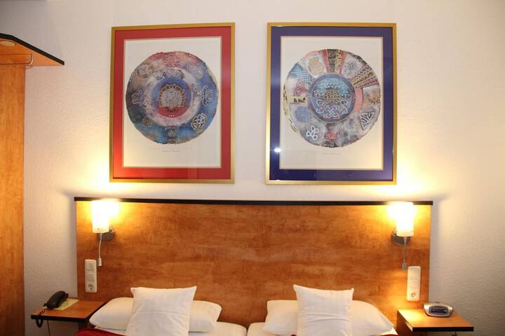 Room 21 of 63