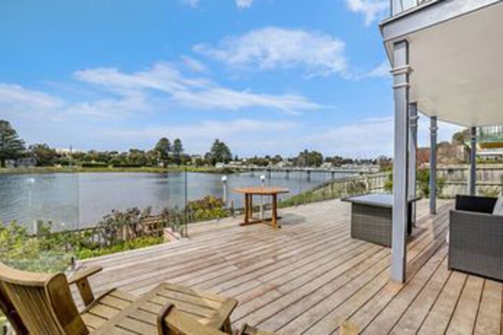 Terrace/Patio 12 of 12