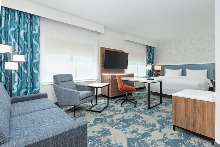 Room 19 of 48