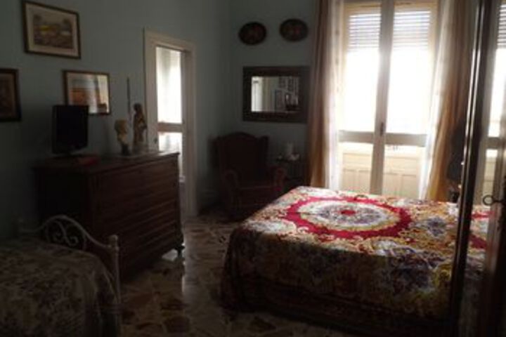 Room 48 of 69