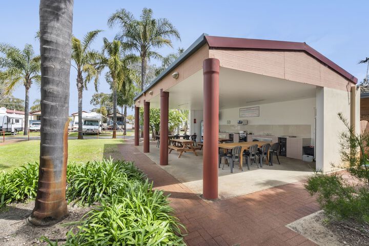 BBQ/picnic area