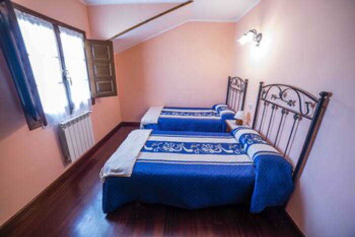 Room 21 of 26