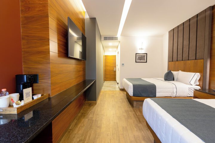 Room 12 of 50