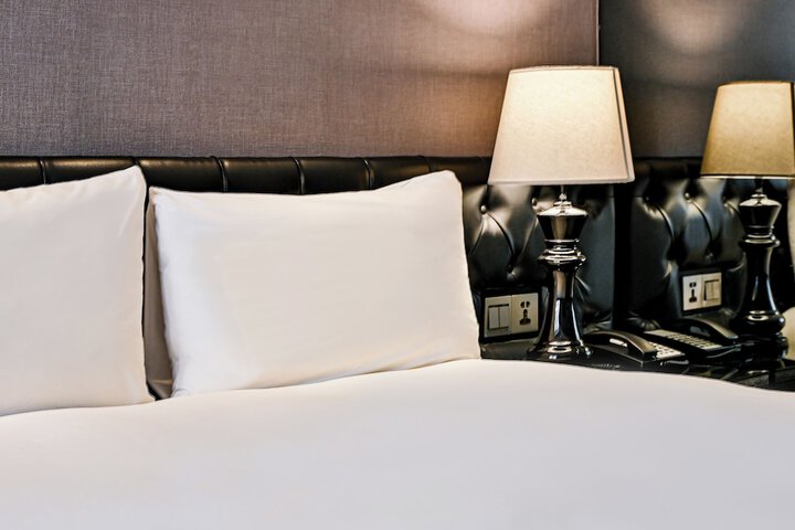 Room 45 of 146