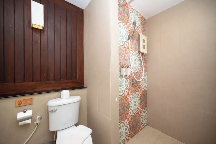 Room 25 of 59