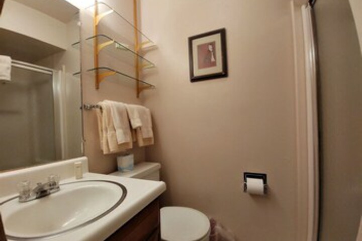 Room 2 of 21
