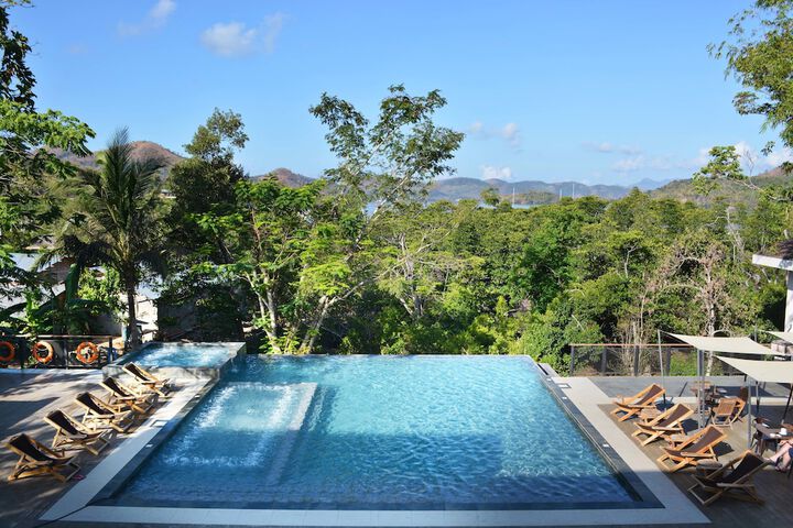 Pool 54 of 104