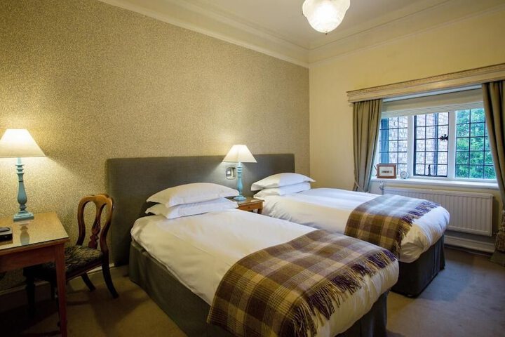Room 32 of 109