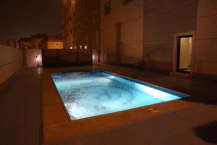 Hotel with Pool