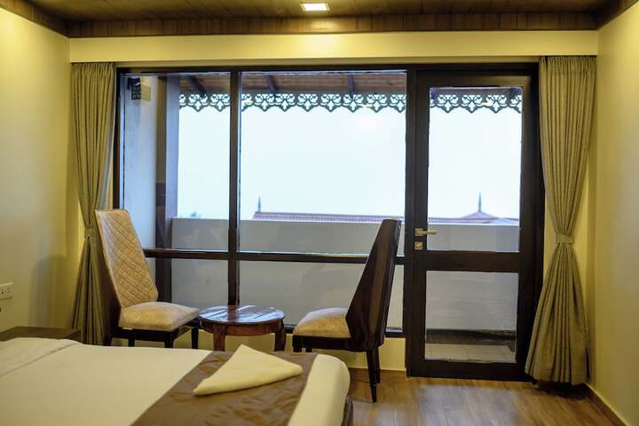 Room 12 of 81